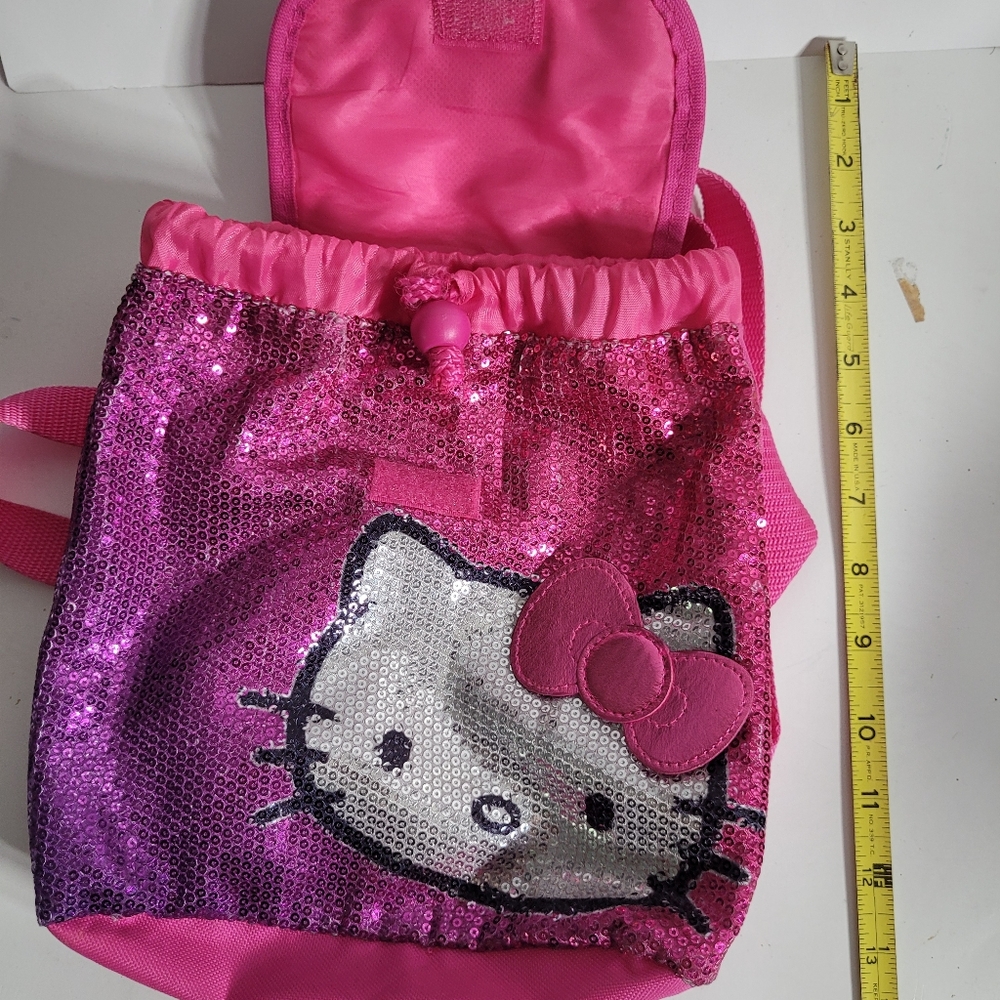 Hello kitty backpack - Picture 7 of 11